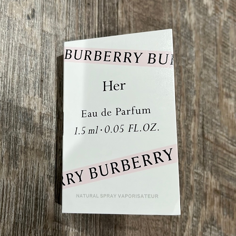 😍 5 for $25 Sample Sale - Burberry Her